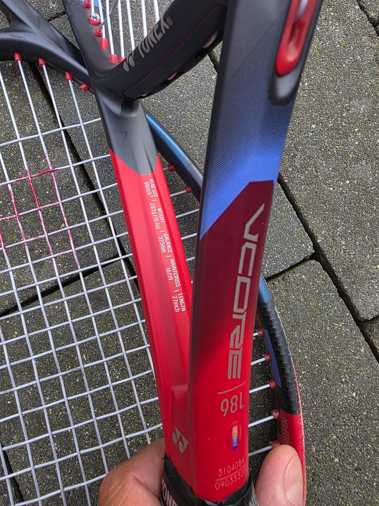 Rakieta Yonex vcore 98L, grip 2