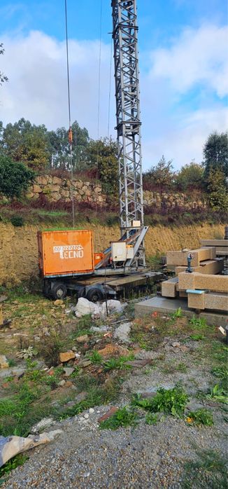 Grua Tecno 18 altura 24 lança