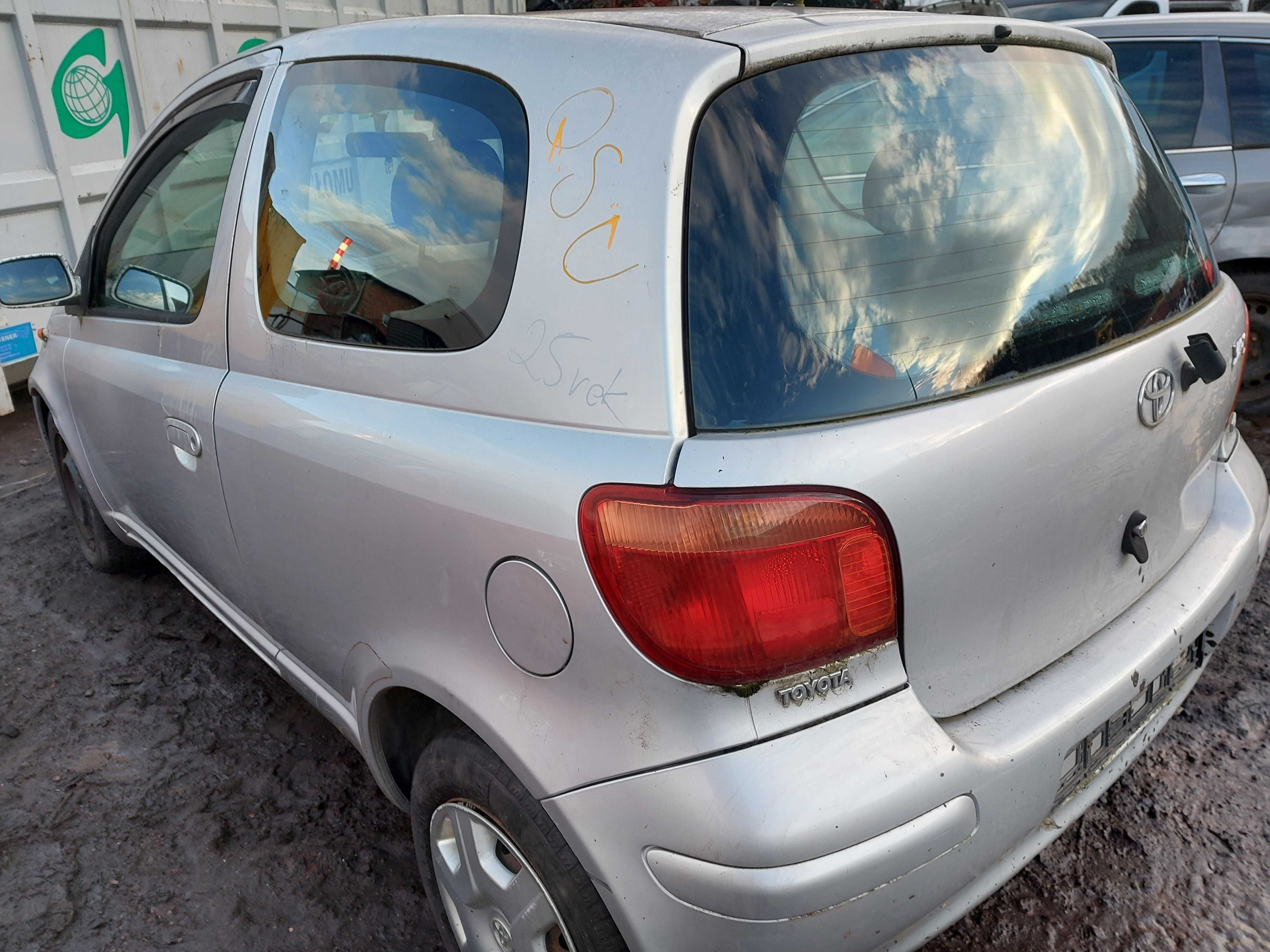 Toyota Yaris I Lift wszystkie części FV transport/dostawa