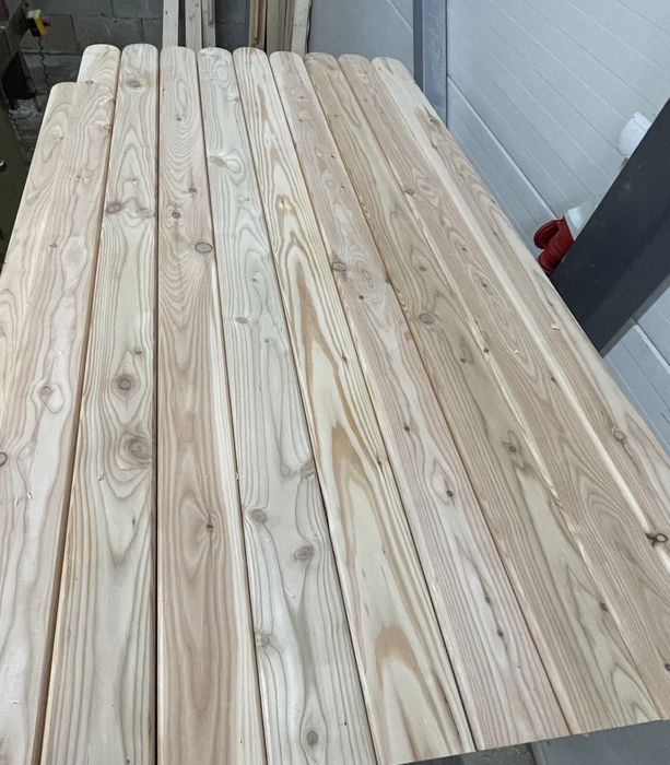 Sztachety drewniane PRODUCENT świerk i modrzew. Suche deski balkonowe