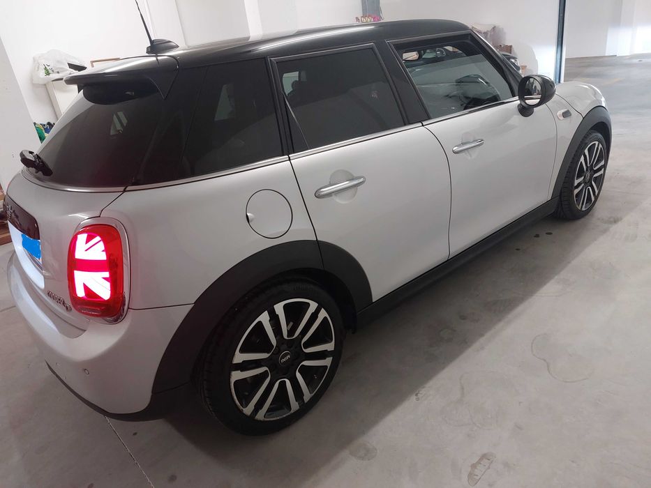 Mini Cooper D 5 Portas