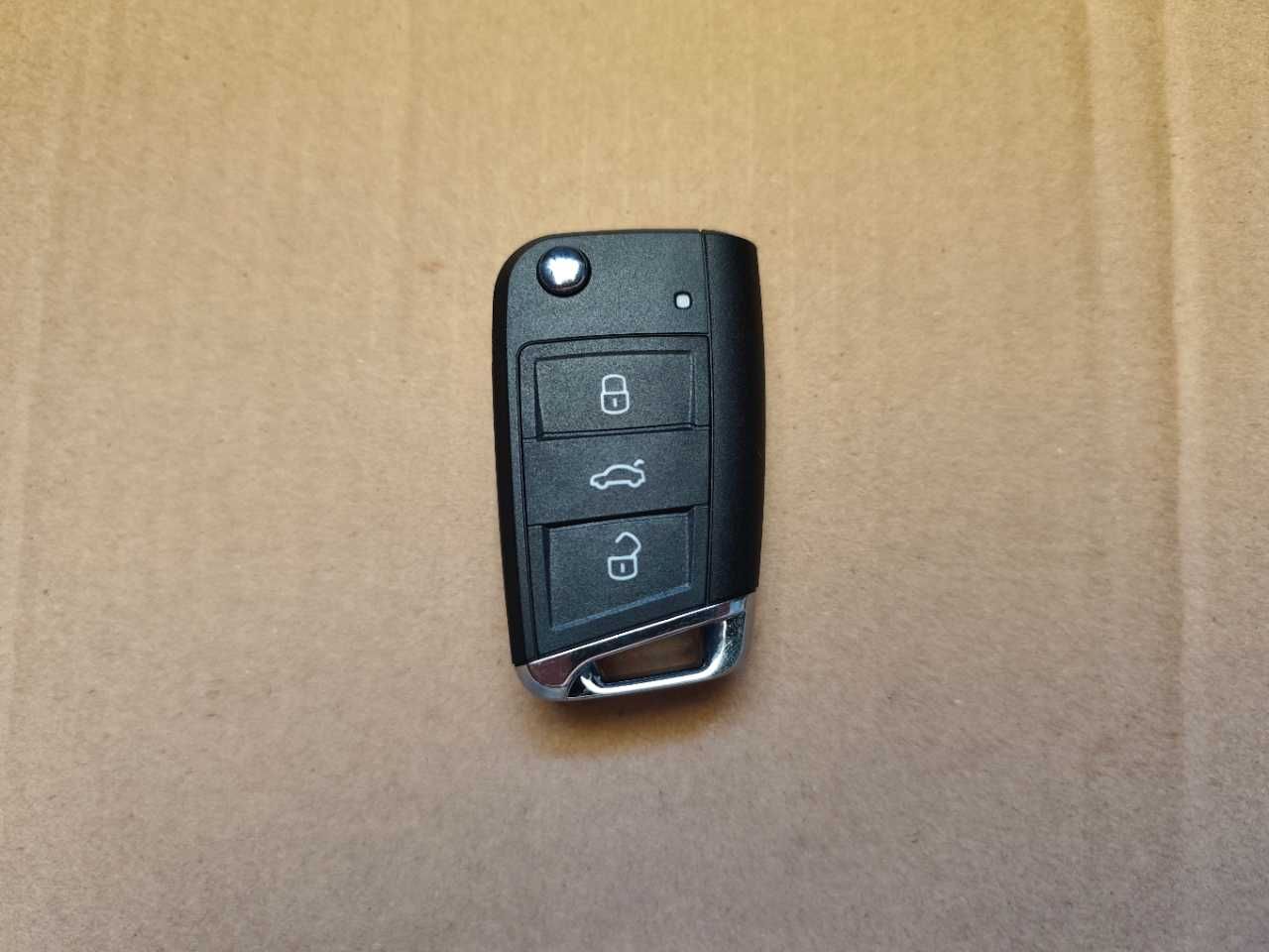 Kluczyk obudowa kluczyka pilot do vw seat skoda 3 przyciski nowy wzór