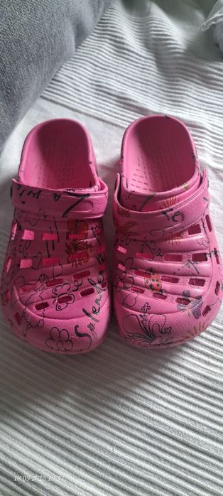 033. Buty crocs klapki różowe rozm 34/35