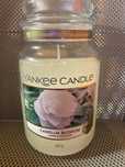 Camelia Bloosom Yankee Candle