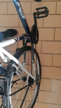 2 Bicicletas btt