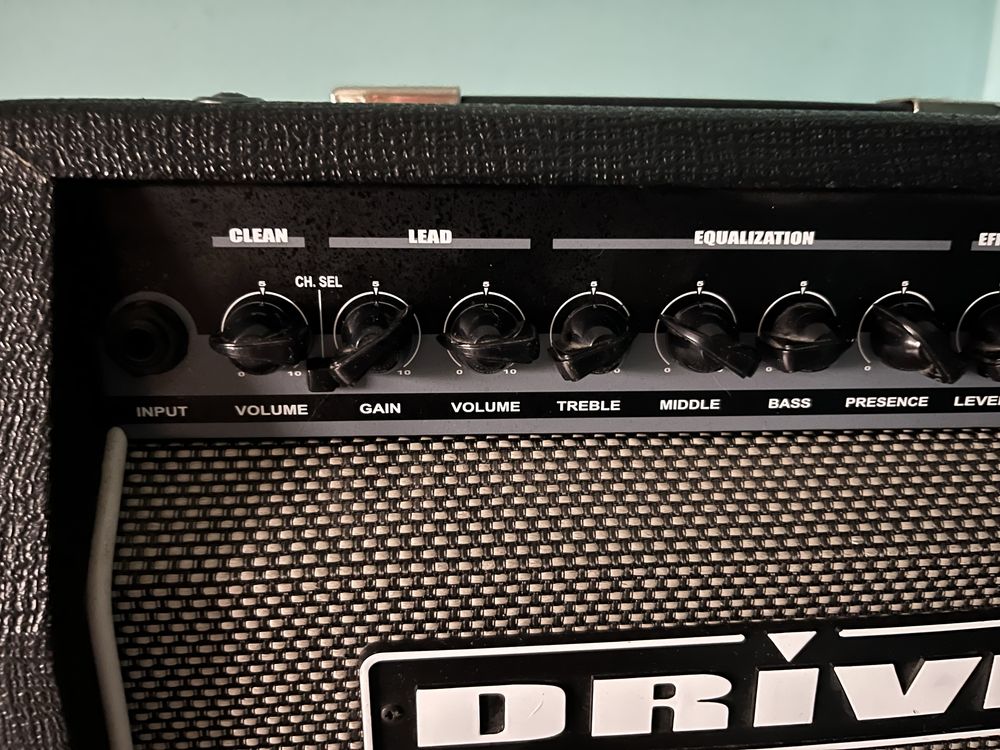 Drive G25 wzmacniacz gitarowy