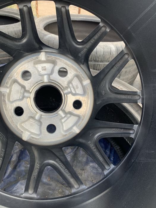 Диск tesla model 3  Higland 2024