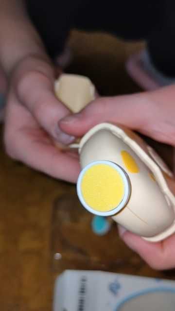 Электрическая пилочка-триммер для детского маникюра с тремя насадками