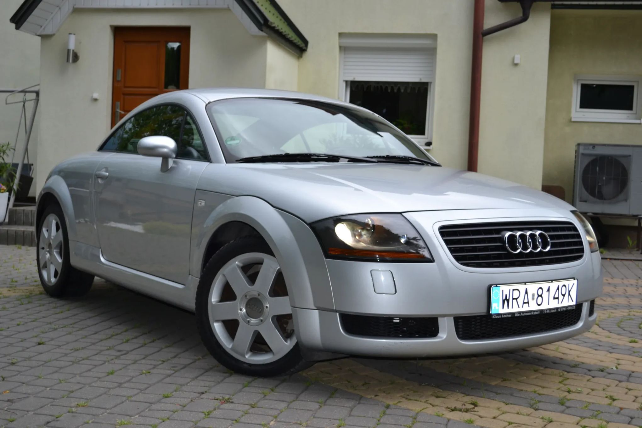 Audi TT Coupé 1.8 Turbo S-line