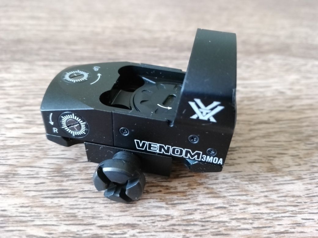 Приціл коліматорний Vortex Venom Red Dot 3 МОА (VMD-3103)