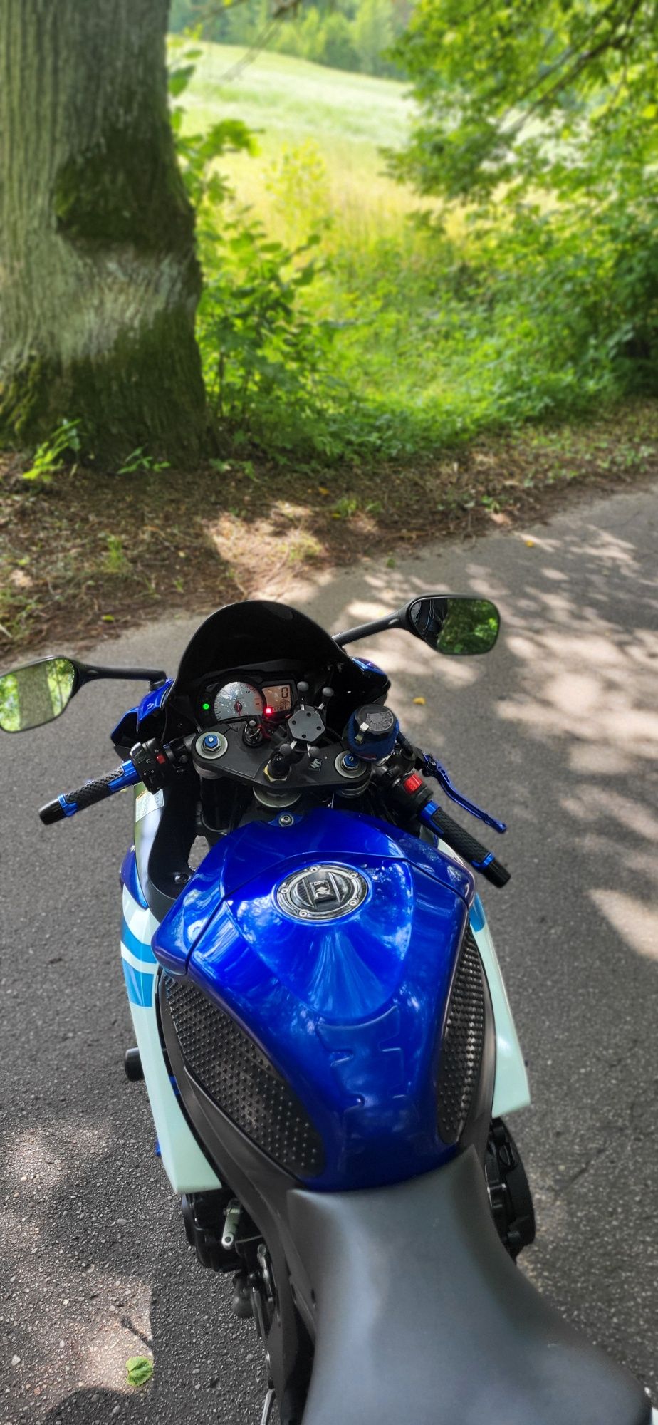 Suzuki gsx r k6 750