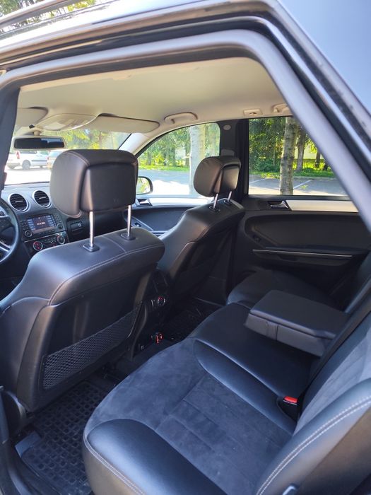Mercedes Benz ML500 V8 bez AirMatic