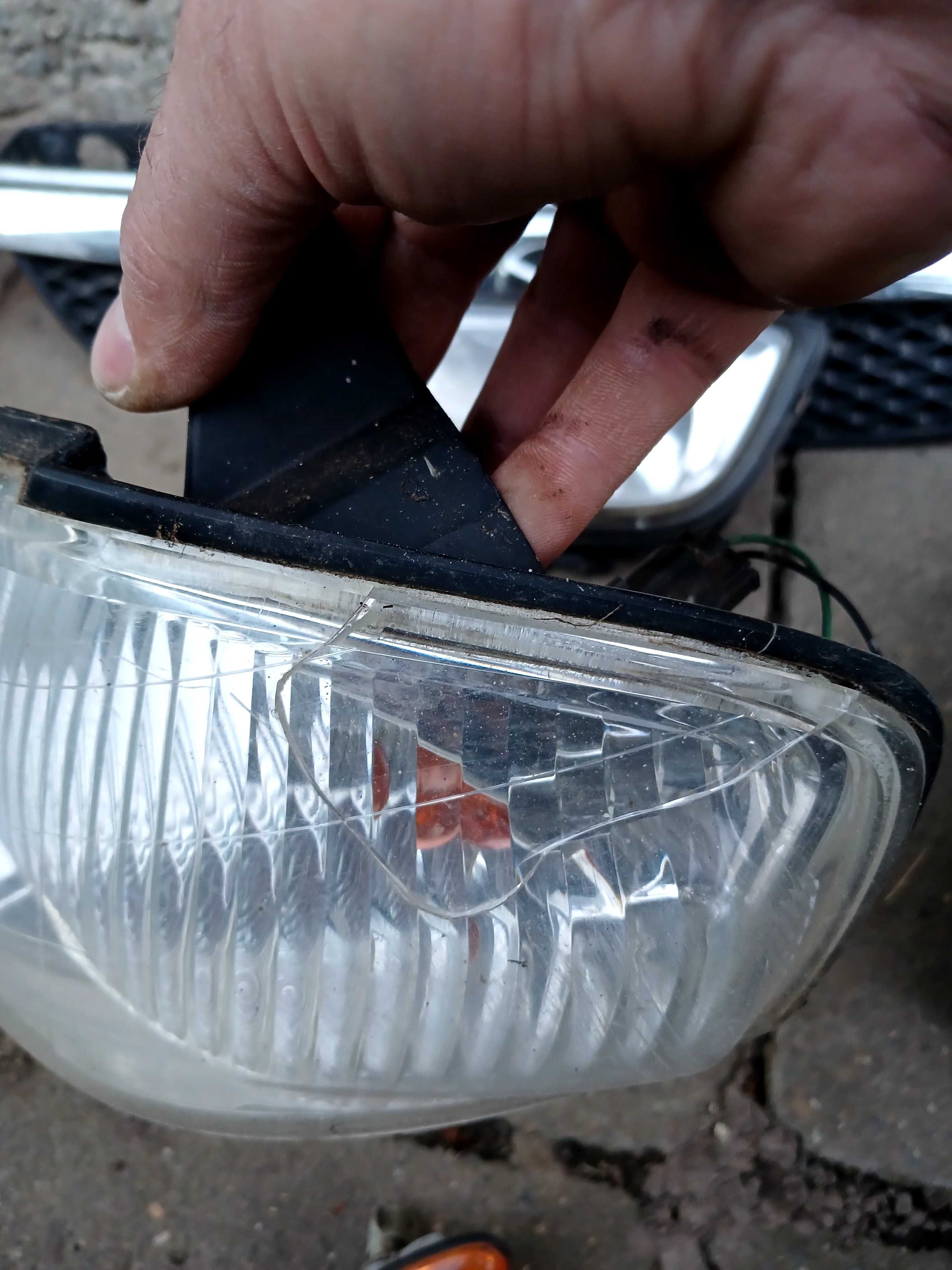 Повороти Mazda 323F
