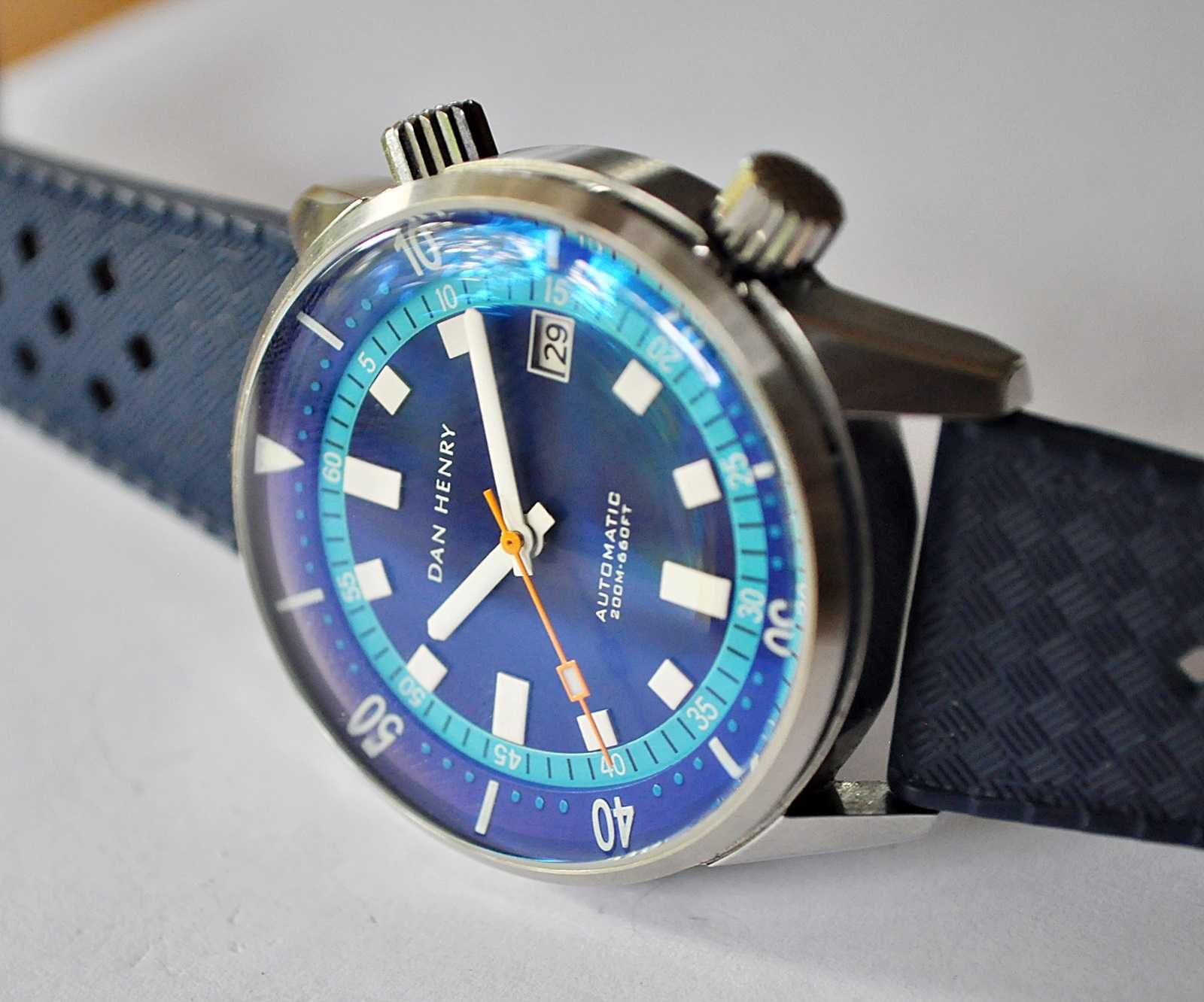 Piękny zegarek Dan Henry model 1970 ,Diver w automacie.