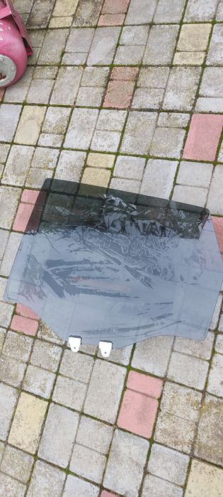 Стекло заднее левое на Мазду СХ 5 2019