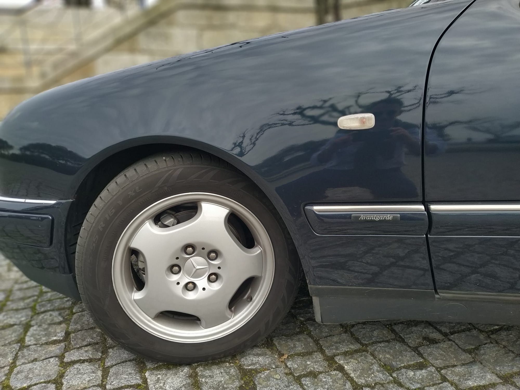 Mercedes Benz e250