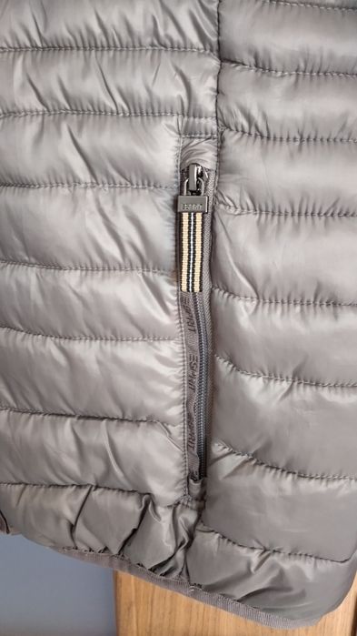 Oryginalna kurtka przejściowa, pikowana ESPRIT