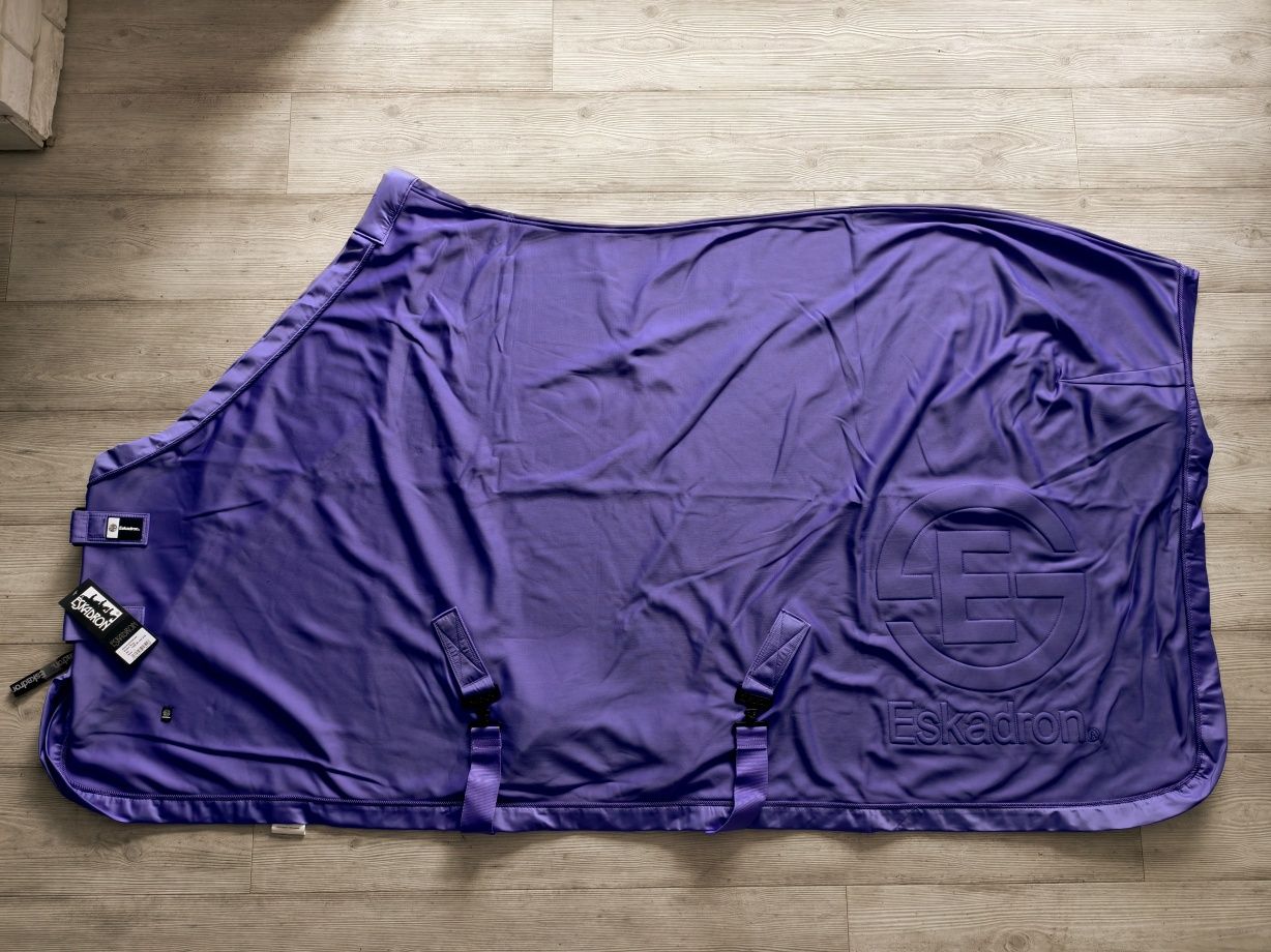 Derka osuszajaca Eskadron Dura emblem dynamic Purple L 145cm