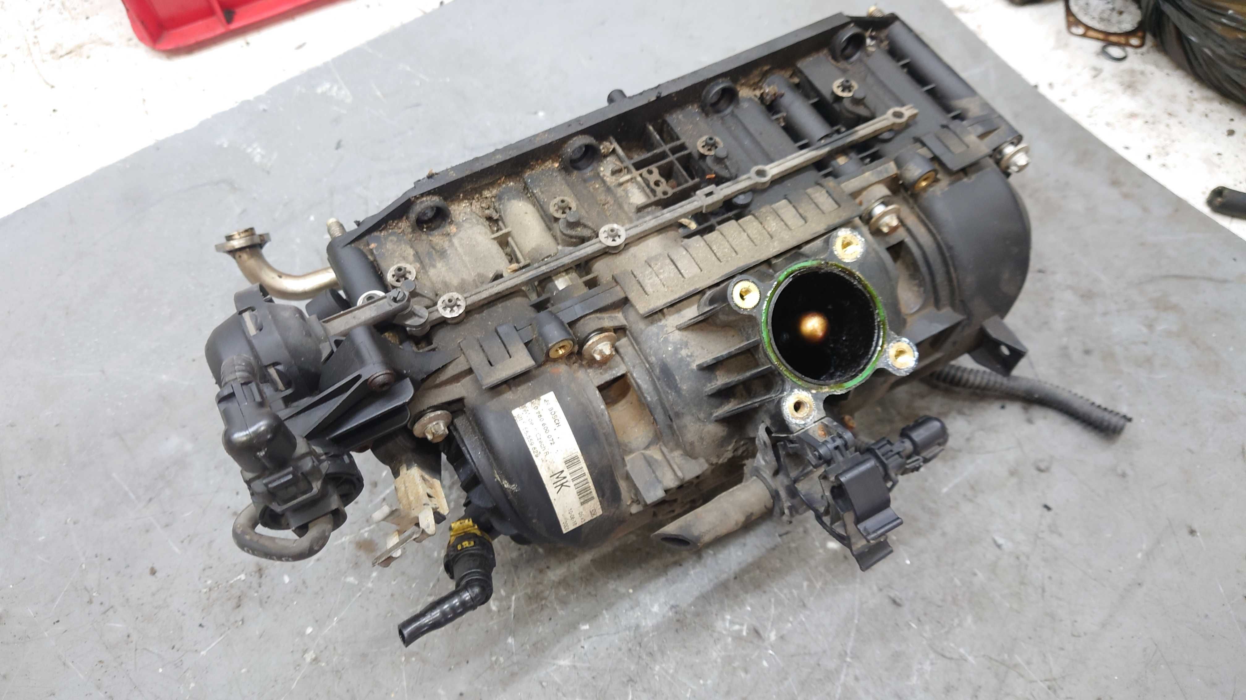 Opel Astra H 3 III Corsa D  1.2 B 1.4 B Kolektor Ssący Dolotowy Zawór