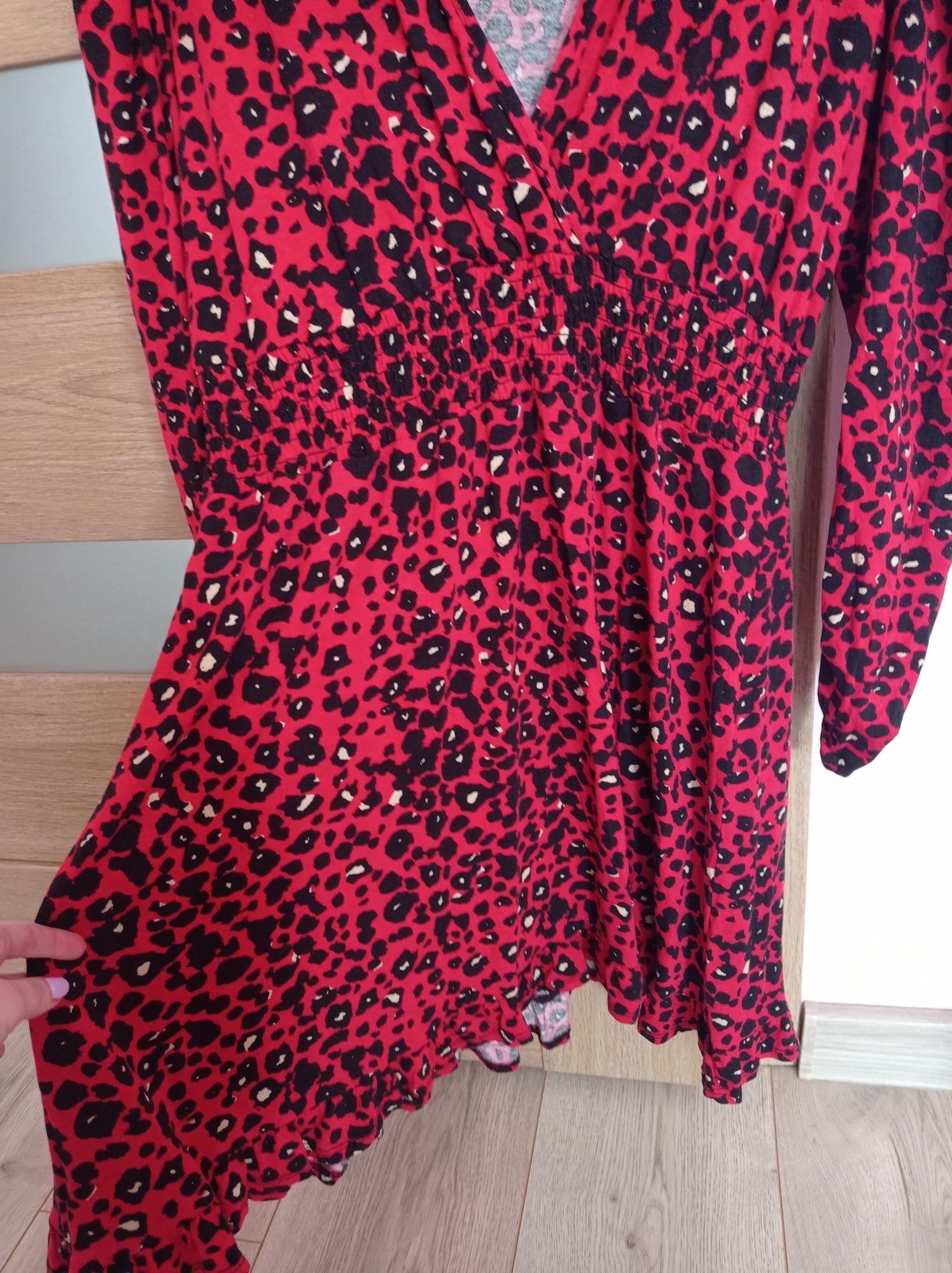 Dunnes nowa czerwona sukienka w panterkę wiskoza XL 42