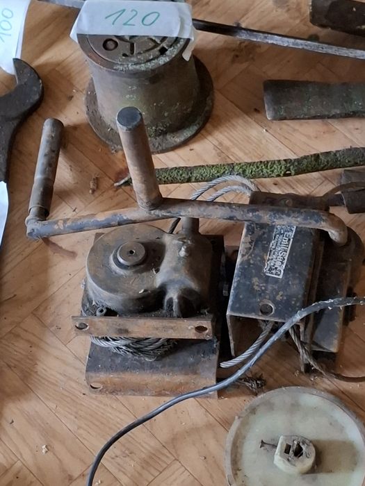 Drzwi drewniane używane oraz inne rzeczy