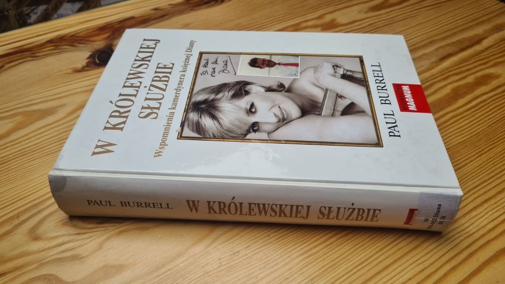 W królewskiej służbie Paul Burrell Wspomnienie Kamerdynera Diany