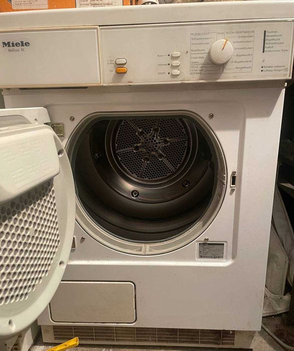 Сушильна машина Miele
