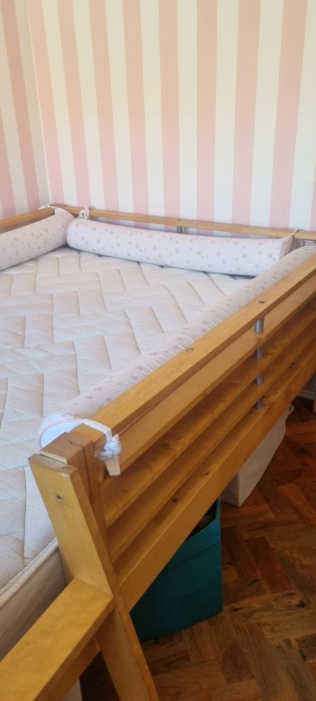 Cama corpo e meio Ikea