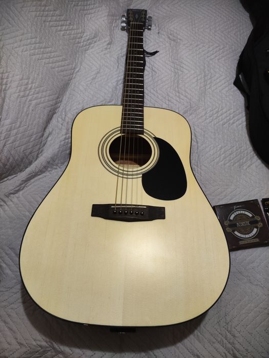 Срочно Гитара Cort AD 810 новая с большим комплектом