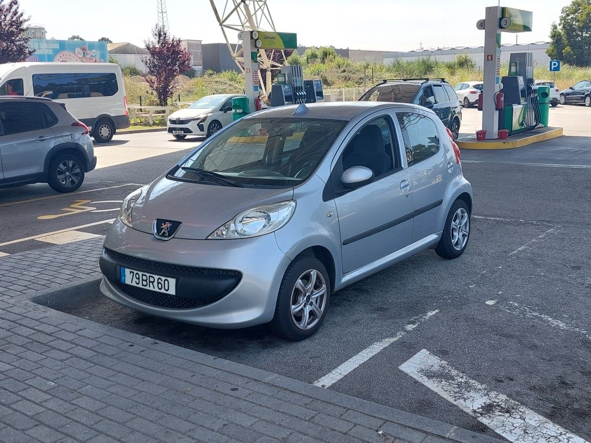 Peugeot 107 70cv 1.000 Nacional