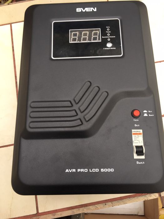 Стабілізатор напруги Sven