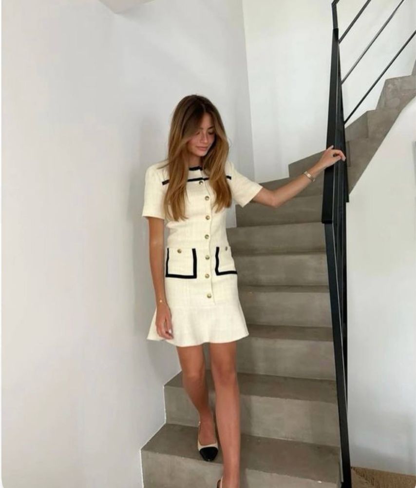 Оригинальное платье Sandro Paris
