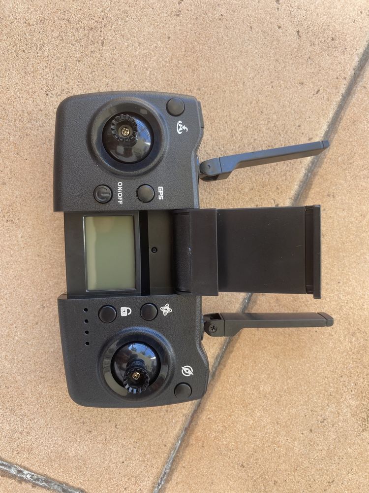 Drone LYRC .  Novo