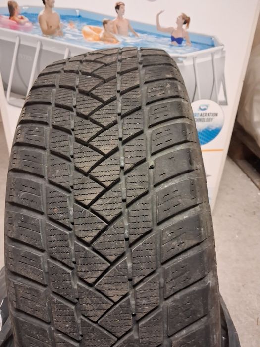 Komplet opon zimowych 205/60R/16