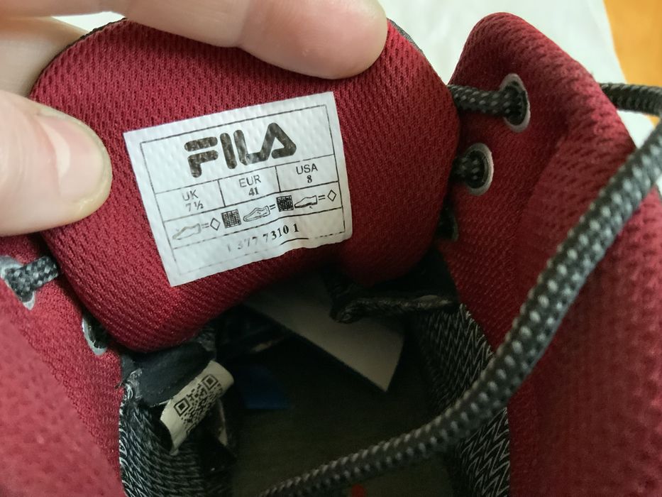 Фирменные зимние термо-ботинки Fila. Размер 41 / 26.5 см