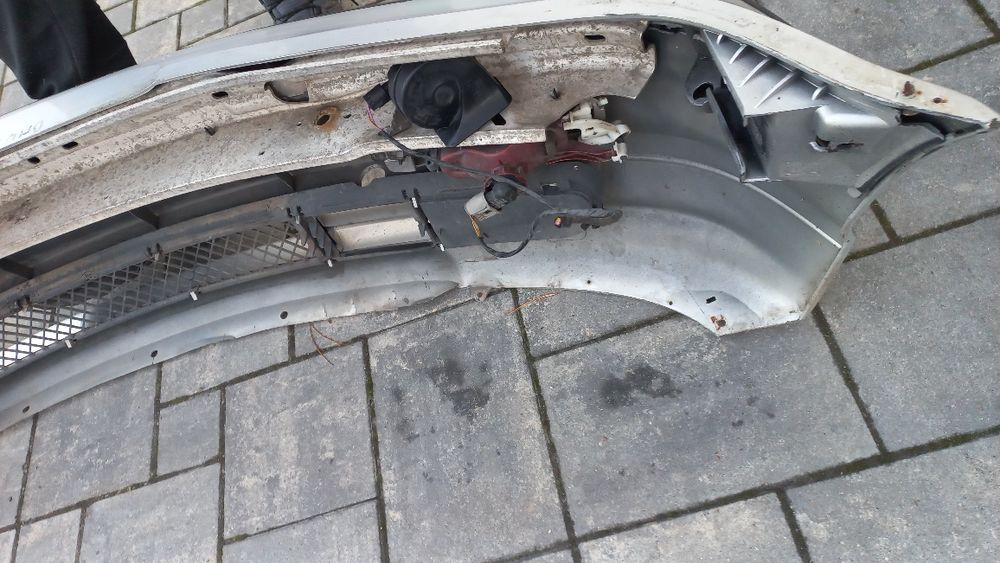Bmw 3 e46 sedan kombi 98-01 zderzak przód przedni 3.0 titansilber