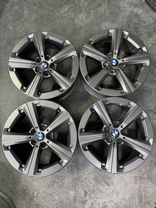Felgi BMW X1 5x112 ET 41   17’   Czujniki
