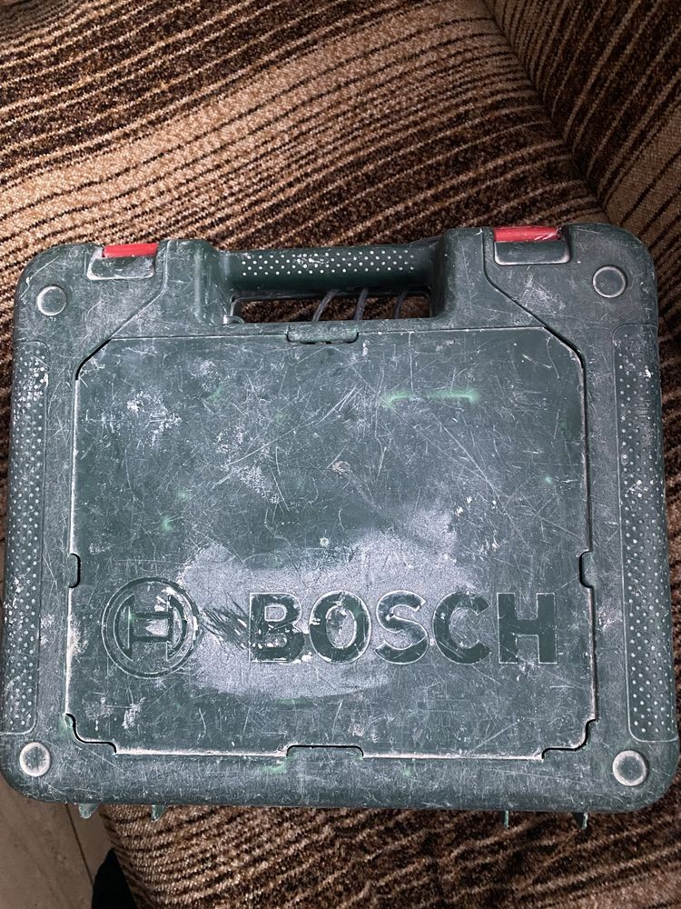 Sprzedam wiertarke udarową Bosch