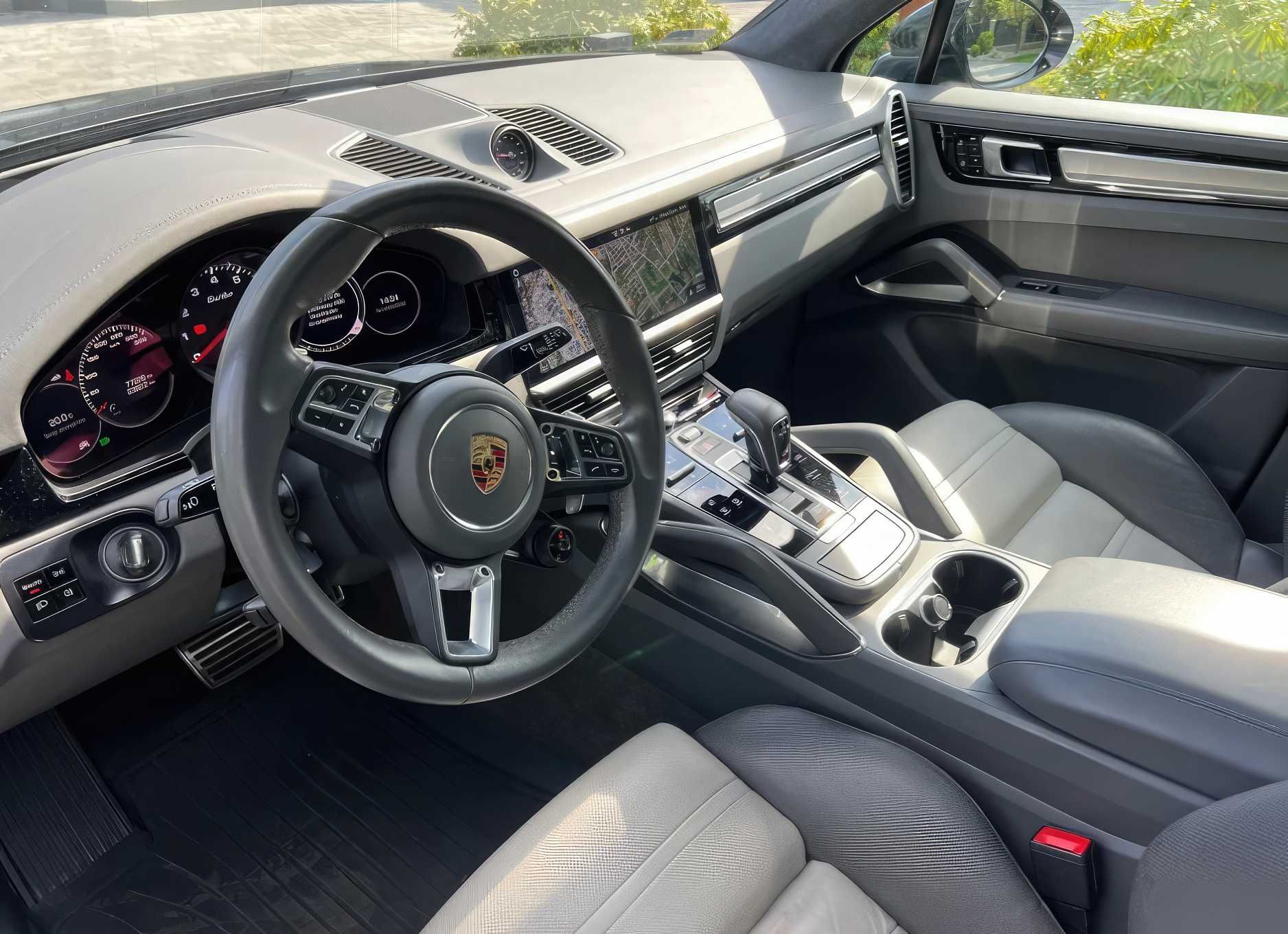 Porsche Cayenne Turbo 2019