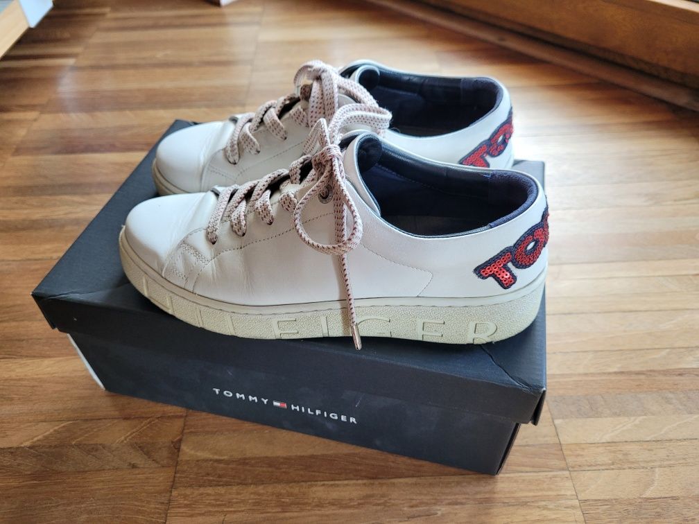 Buty Tommy Hilfiger sneakersy r.38