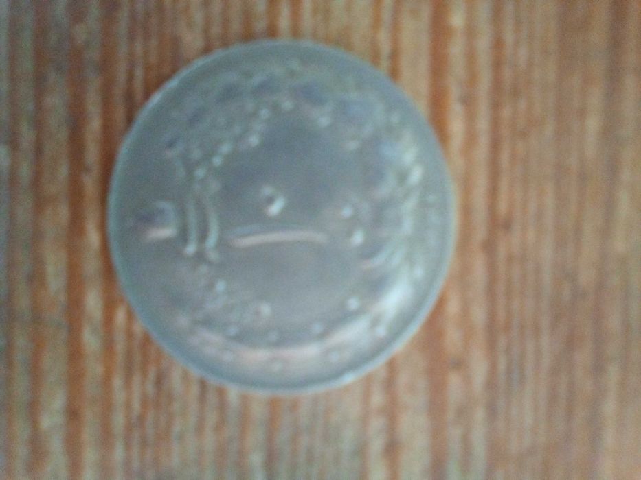 продам три монеты 5 счастливых дукатов .10 реалов и матовые 2 гривны