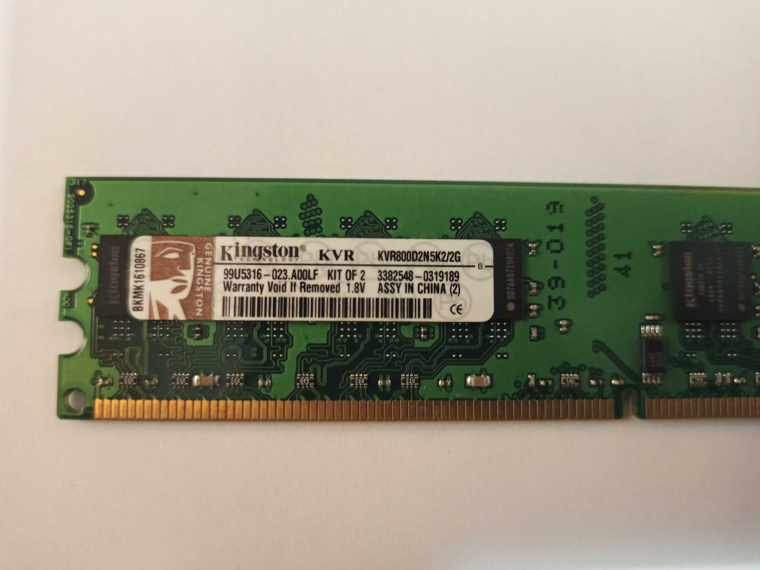 Memória RAM DDR2-800 CL5 240-Pin DIMM 1gb