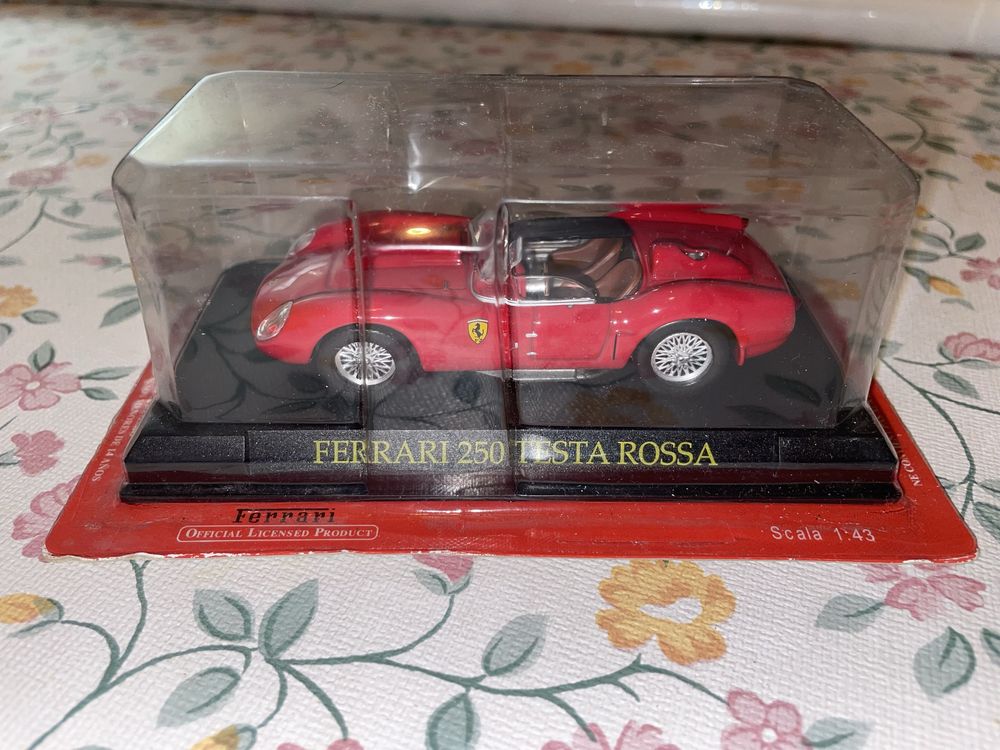 Ferraris 1:43 coleção com selo/ todos na embalagem