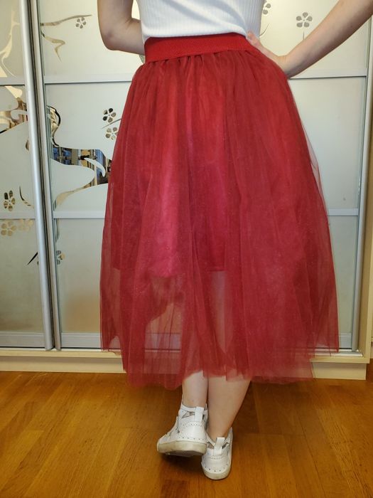 Продаю юбку з фатину