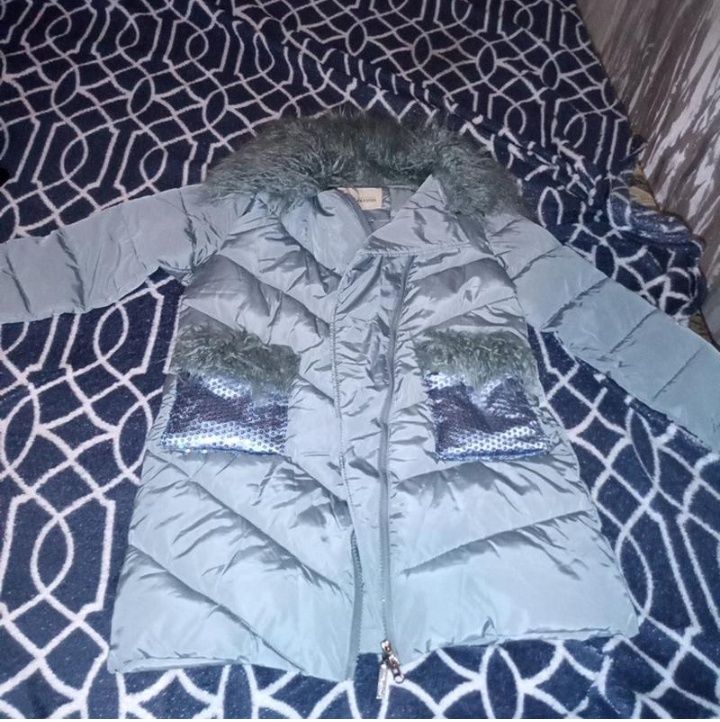 Продам зимову курточку , р. 44-46