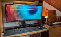 Monitor MSI 240Hz QD-OLED 34” + Light Bar - NOVOS