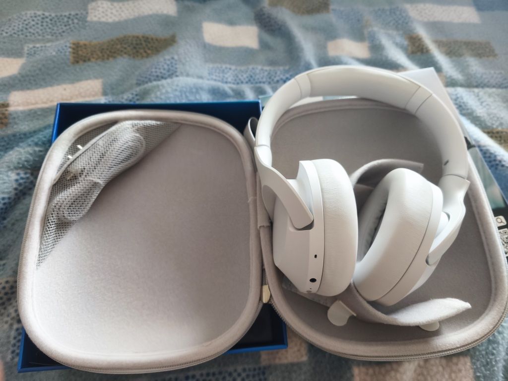 Headphones Philips 8000 series