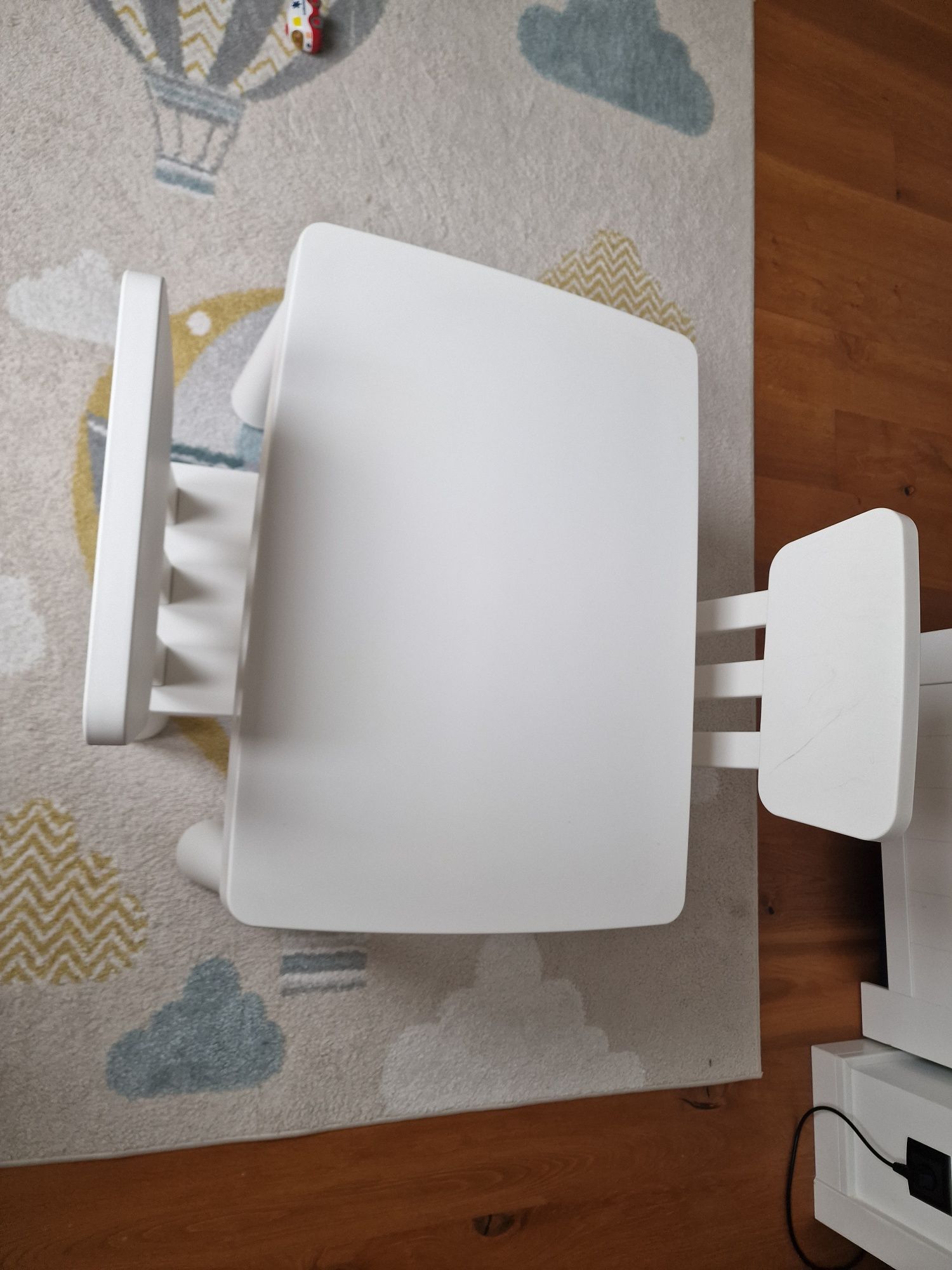 Stolik dla dzieci mamut  Ikea 2 krzesełka
