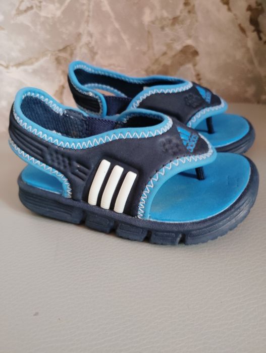 Босоніжки для малечі