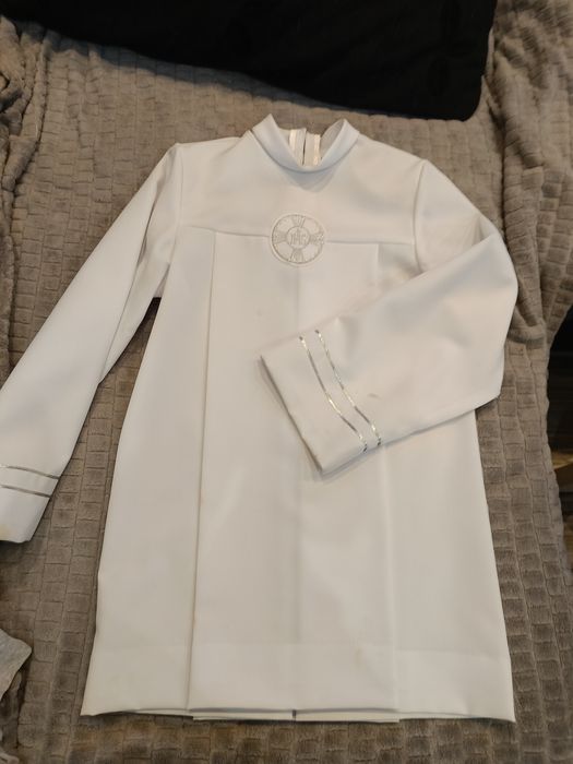 Alba + białe spodnie